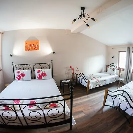 Apartman The Old House Guest And *