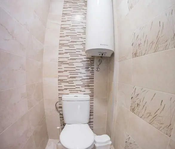 The Old House Guest And * Filibe