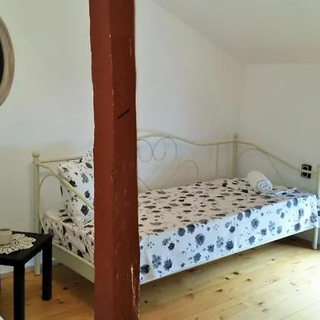 The Old House Guest And شقة بلوفديف