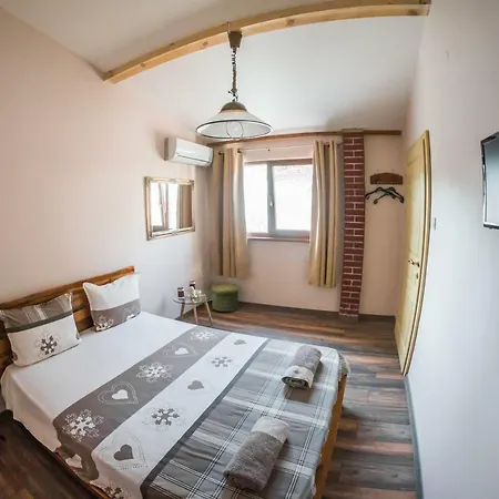 The Old House Guest And *