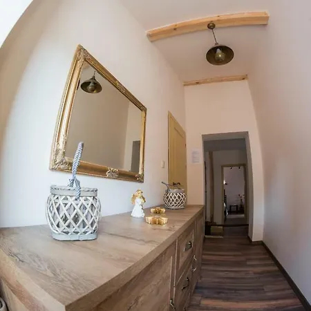 شقة The Old House Guest And *